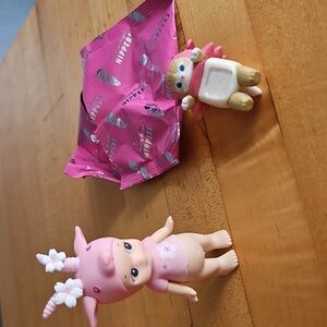 Sonny Angel Cherry Blossom Series - Goat And HIPPERS - CAT